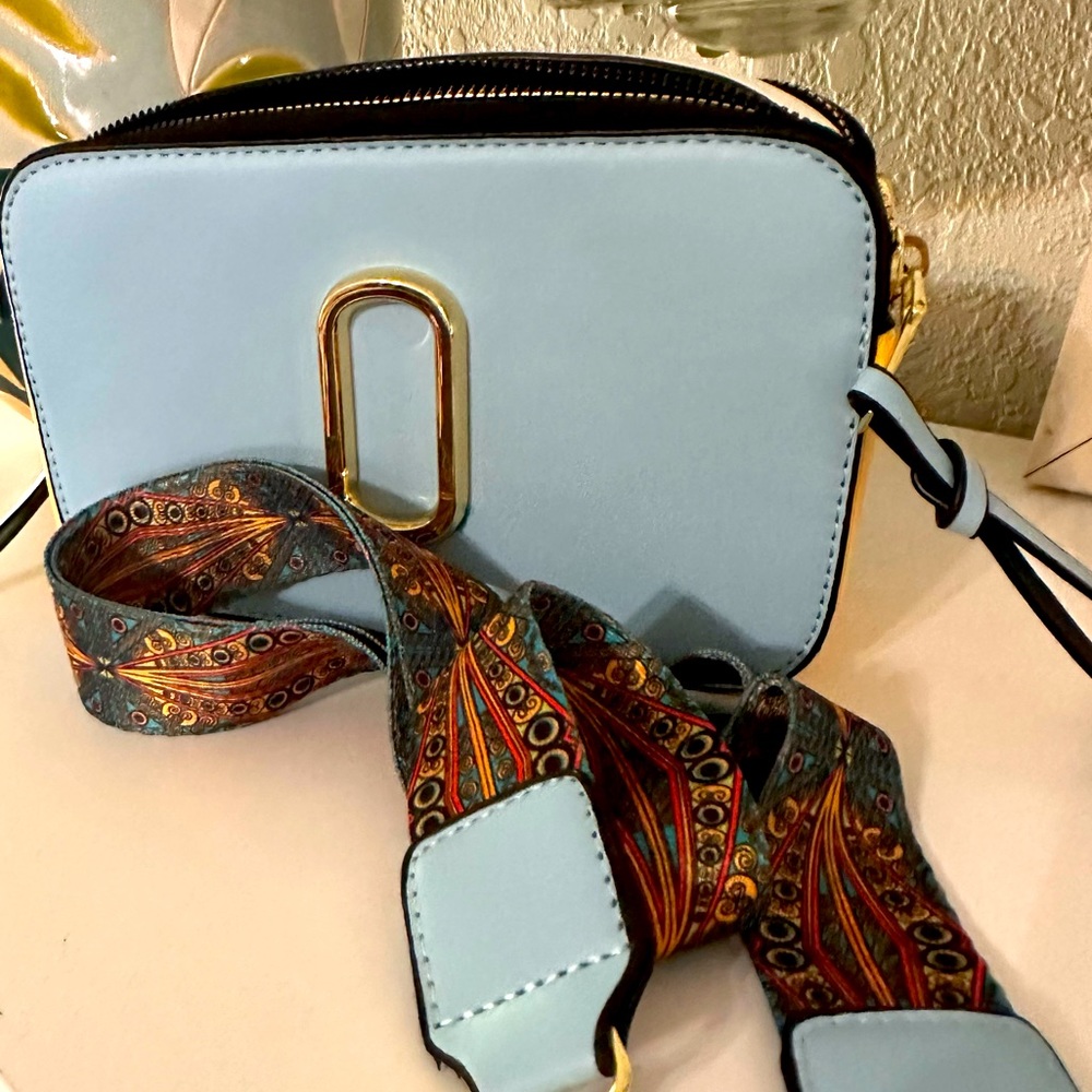 ‼️SOLD‼️Beautiful crossbody bag